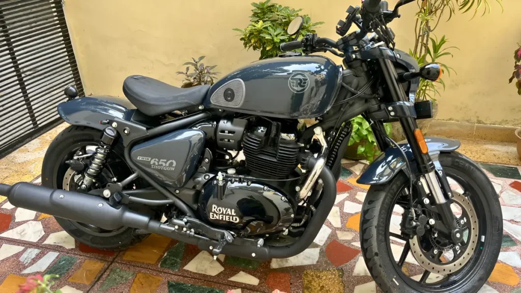 Royal Enfield Bobber 650